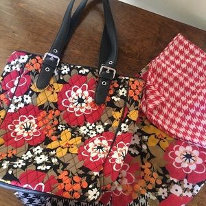 Vera Bradley Fall Tones Set: bag, clutch and scarf